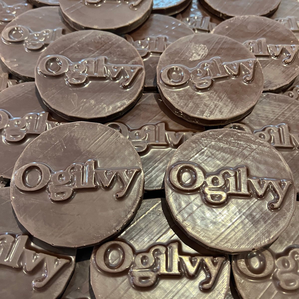 Logo Chocolates