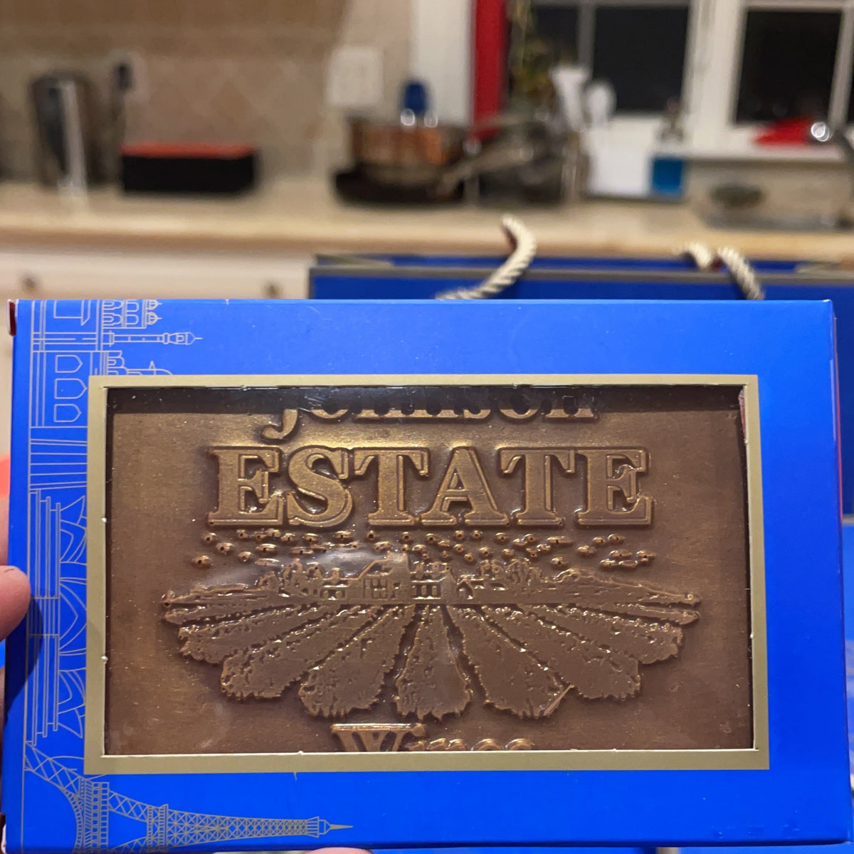 Logo Chocolates